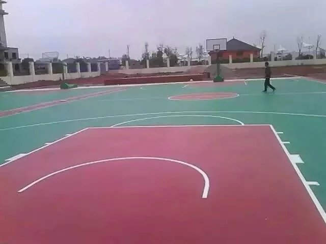 江西省南城县凤凰小学1000平方米硅PU球场完工！